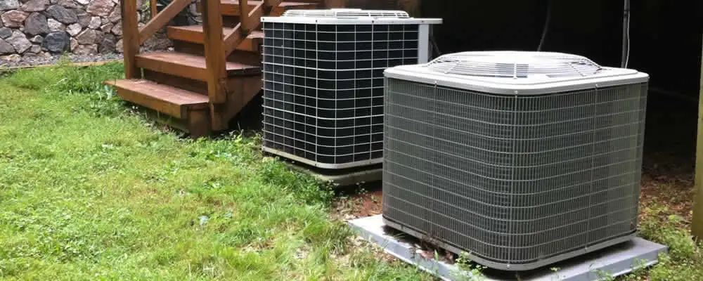 Heat pump installation and service units outside a home in Las Vegas, NV